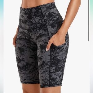 Oalka Women's Black Gray Bike Shorts Long Length Outside Pockets Size L